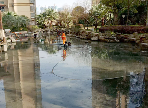 隆昌景观池淤泥清理